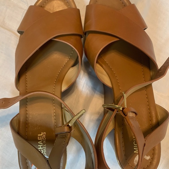 Michael Kors, wedges. - Picture 5 of 7